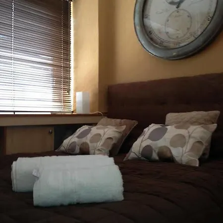 Amica By Warsawresidence Group Apartamento Varsovia